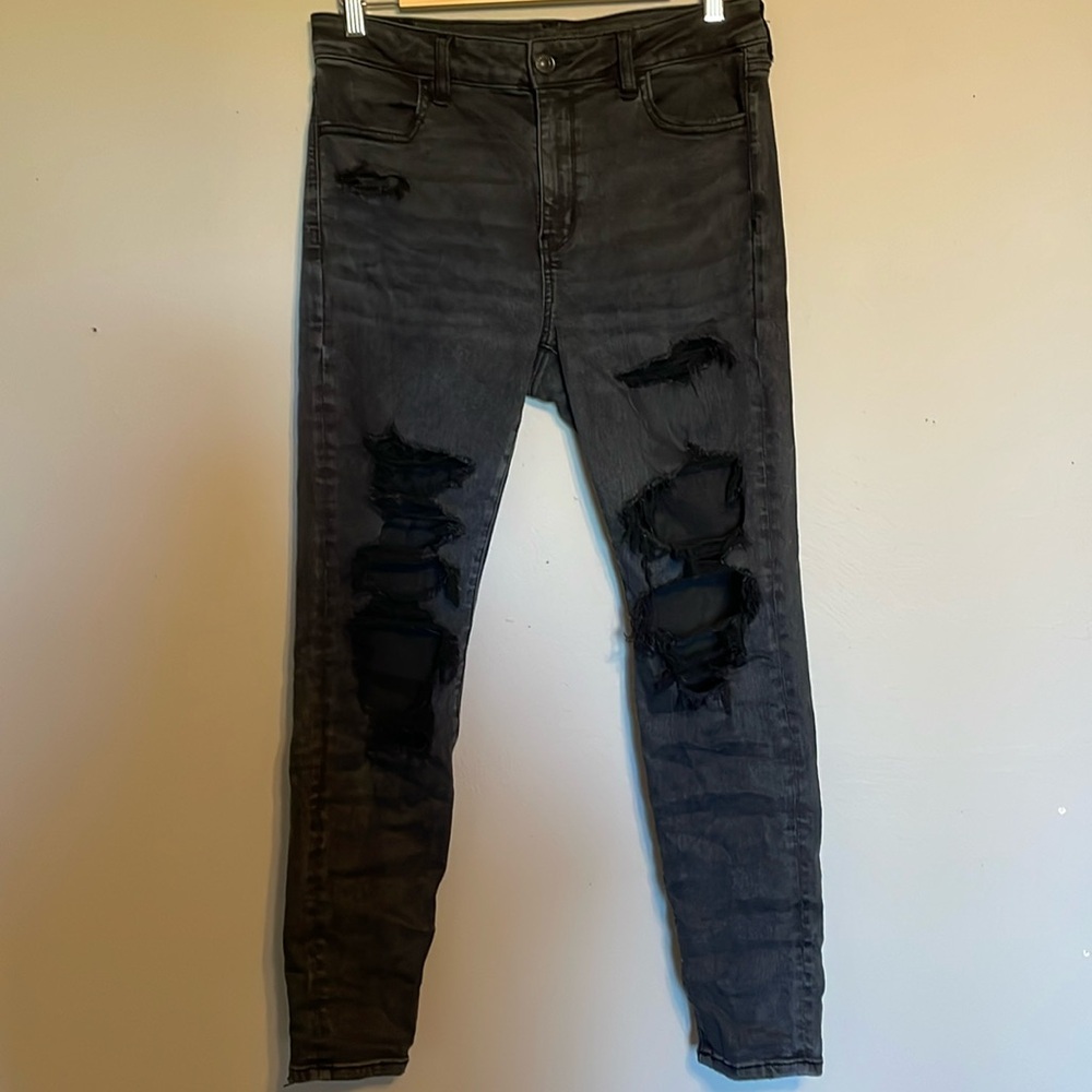 💙American Eagle jeans 
Size : 10 SHORT